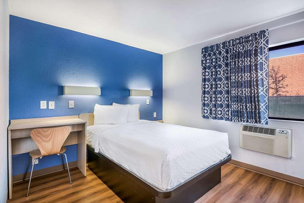 Americas Best Value Inn East Peoria Bilik gambar