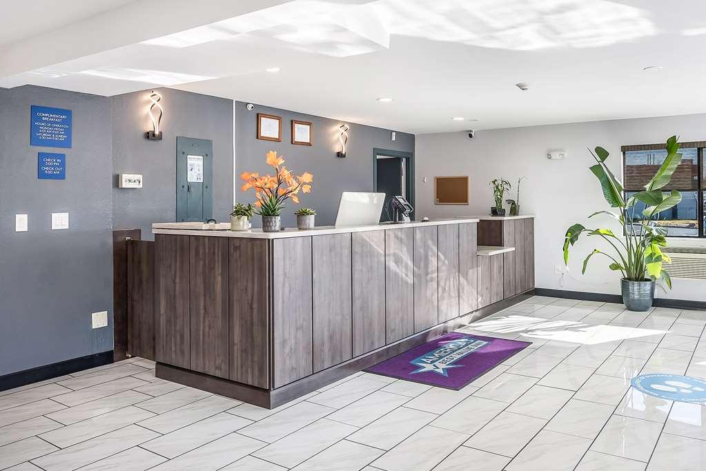 Americas Best Value Inn East Peoria Dalaman gambar