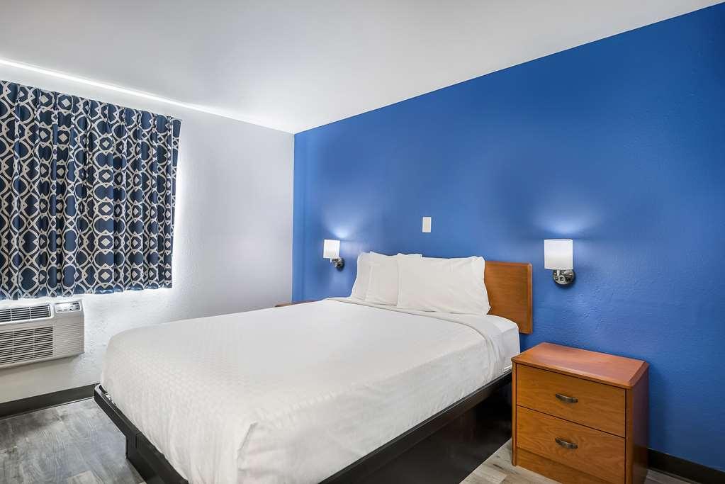 Americas Best Value Inn East Peoria Bilik gambar