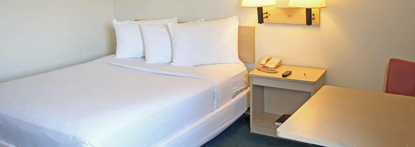 Americas Best Value Inn East Peoria Luaran gambar